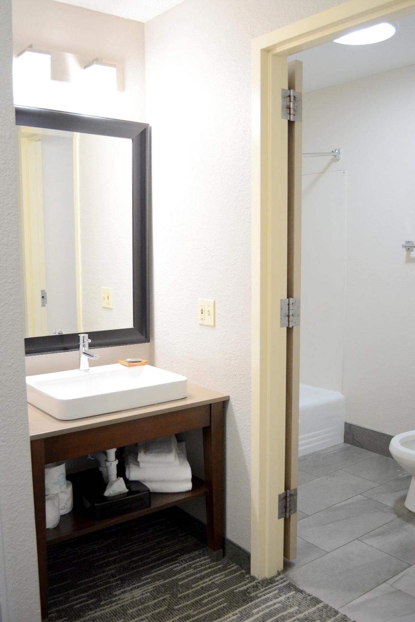 Country Inn & Suites By Radisson, Port Clinton, Oh Номер фото